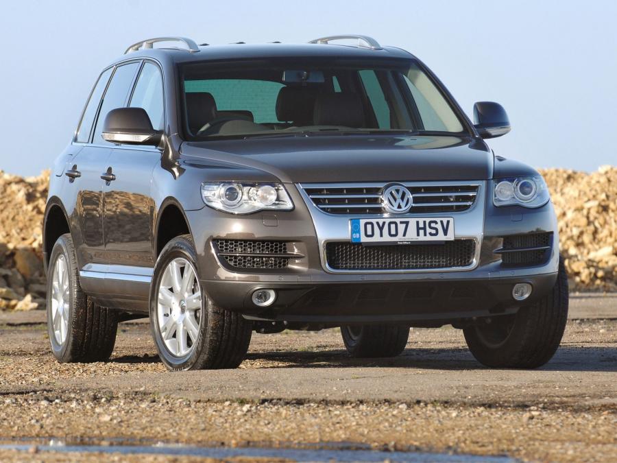  Volkswagen Touareg V6 TDi 2007 года  (UK) (фото 9 из 12)